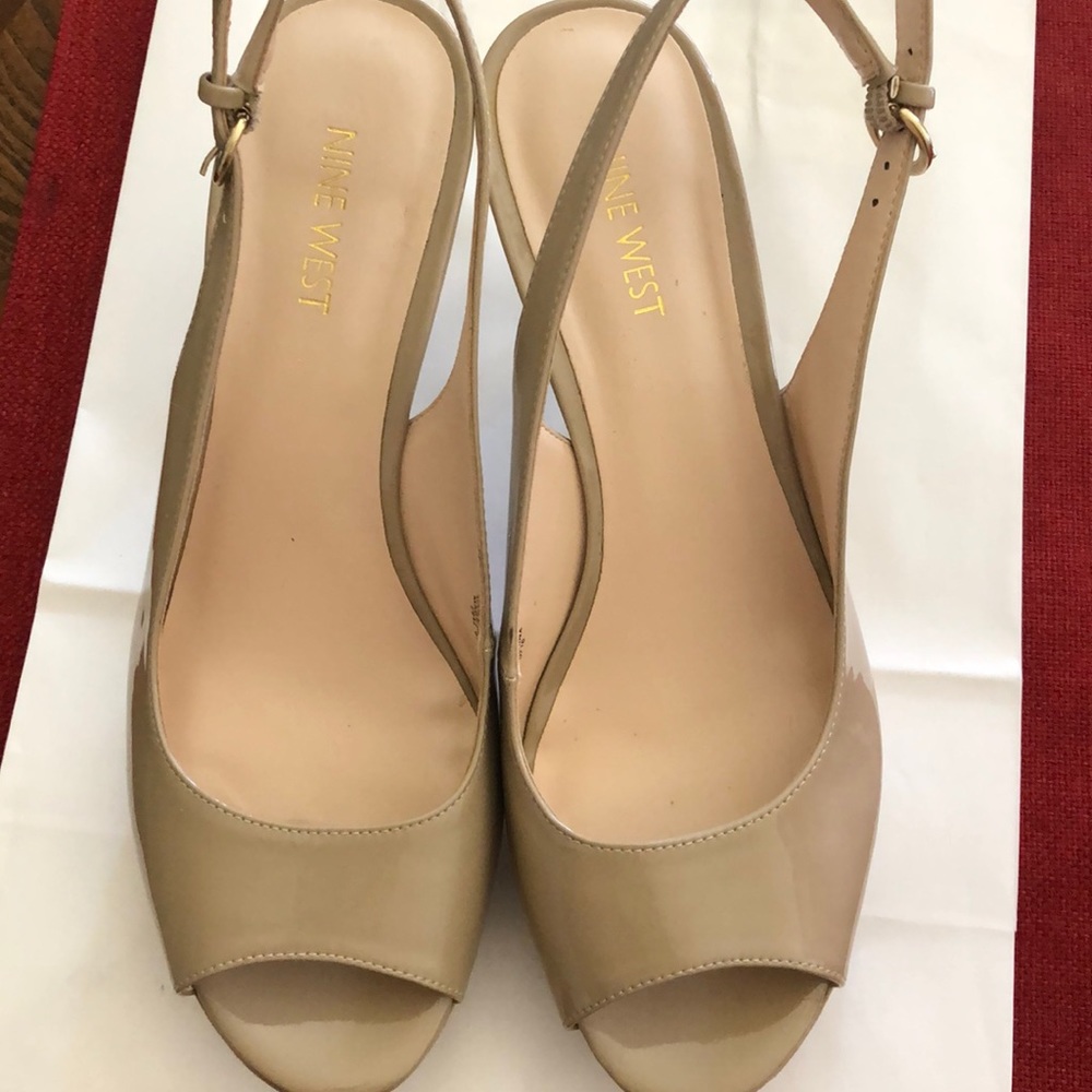 Sling back dress shoes